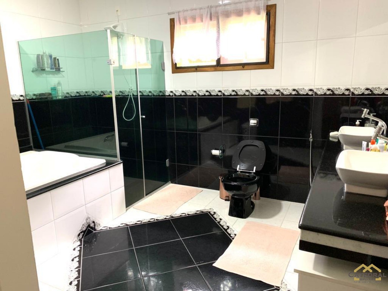 Chácara à venda com 7 quartos, 220m² - Foto 10