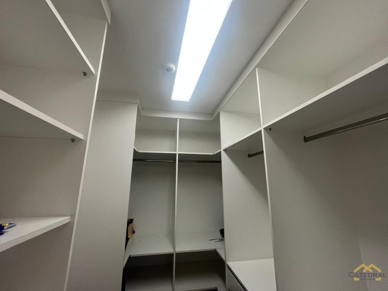 Apartamento à venda com 4 quartos, 216m² - Foto 15