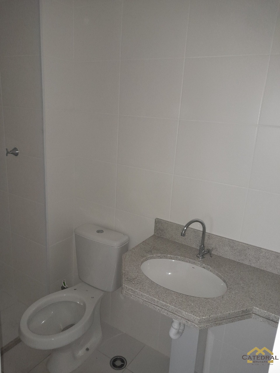 Apartamento à venda com 2 quartos, 57m² - Foto 11