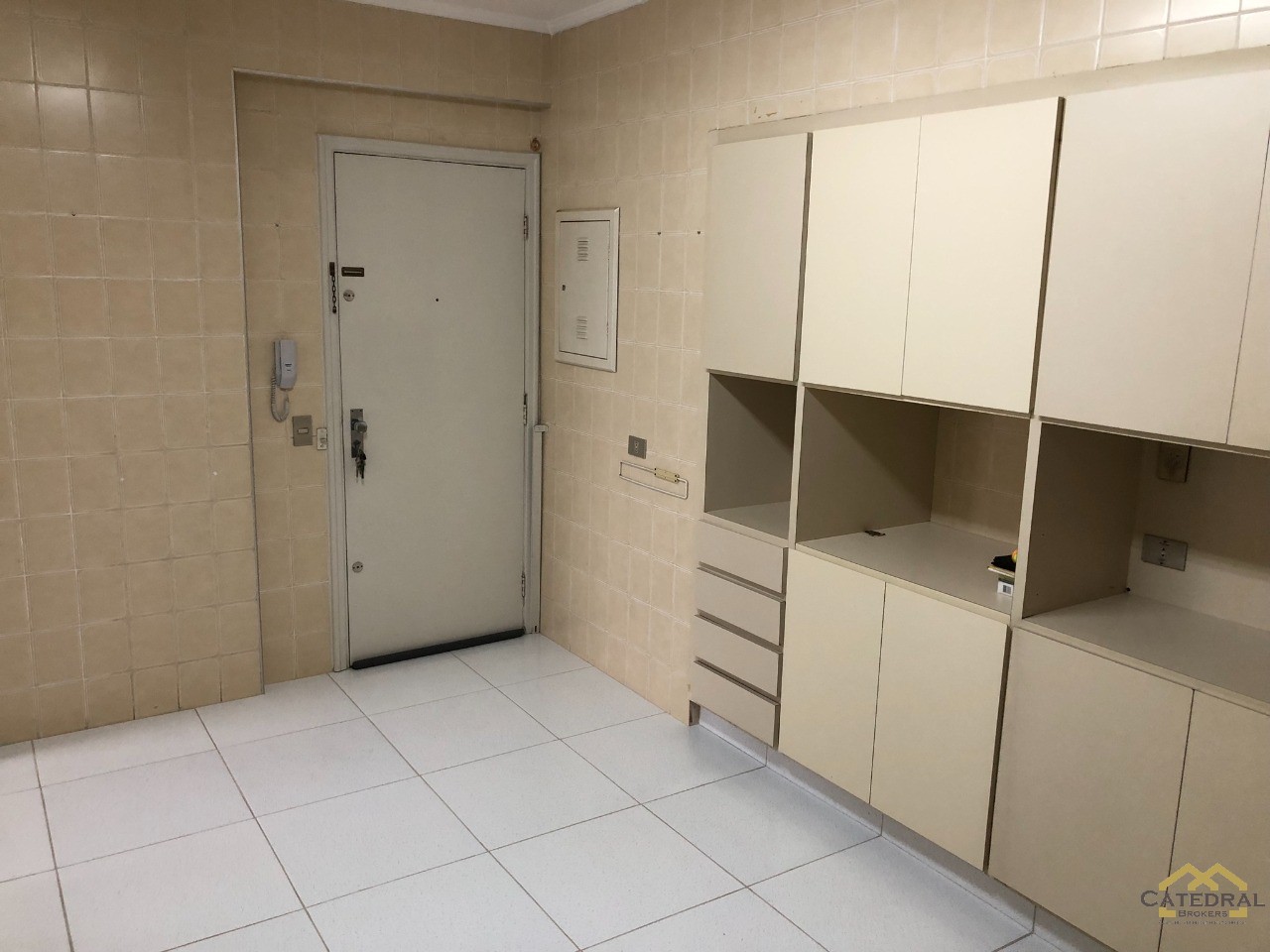 Apartamento à venda com 3 quartos, 190m² - Foto 23