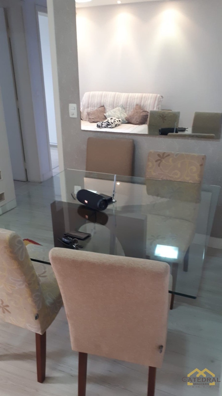 Apartamento à venda com 3 quartos, 72m² - Foto 2