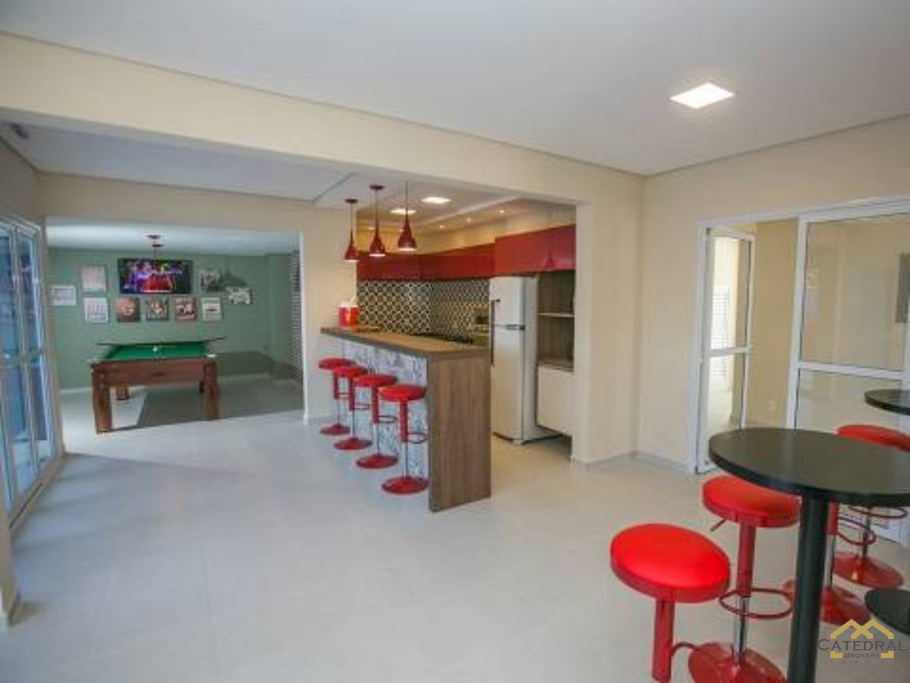 Apartamento à venda com 2 quartos, 68m² - Foto 15