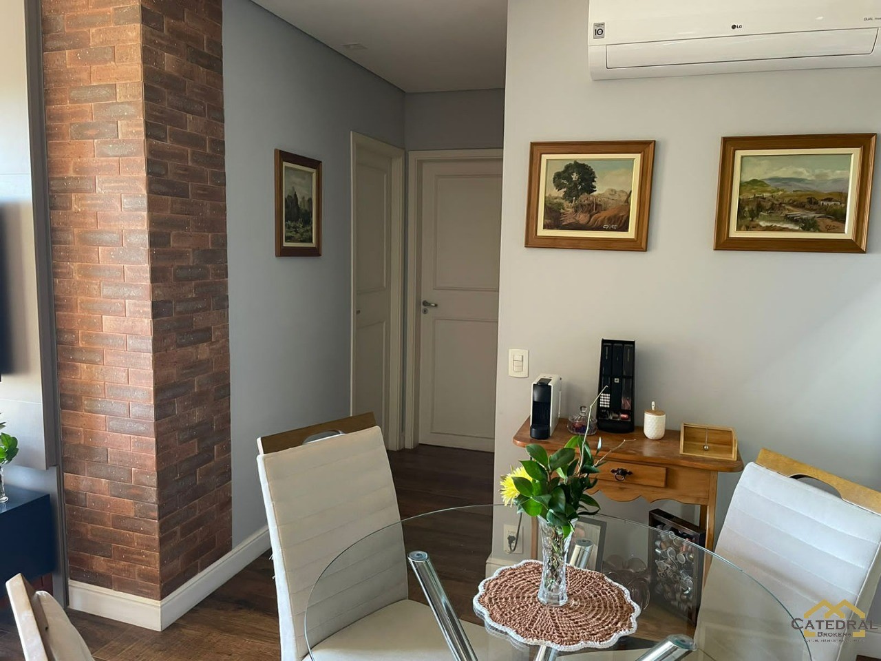 Apartamento à venda com 2 quartos, 65m² - Foto 3