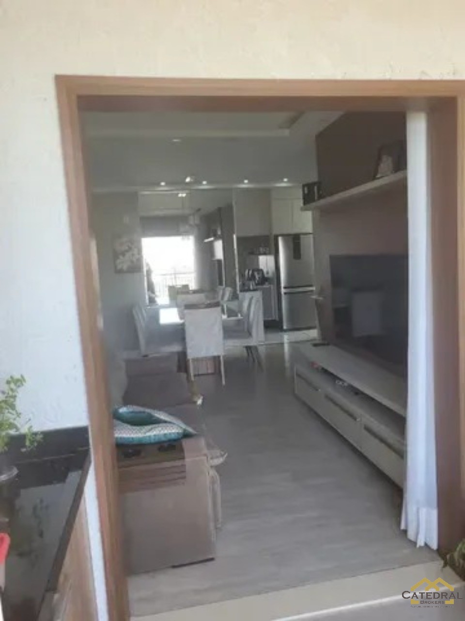 Apartamento à venda com 3 quartos, 80m² - Foto 1