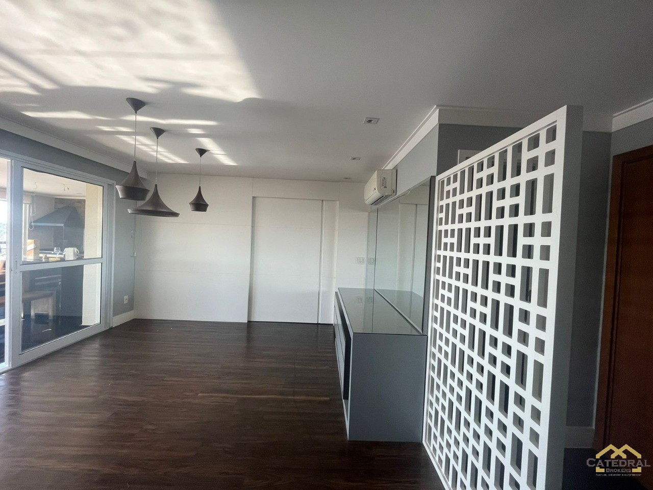 Apartamento à venda com 4 quartos, 216m² - Foto 7