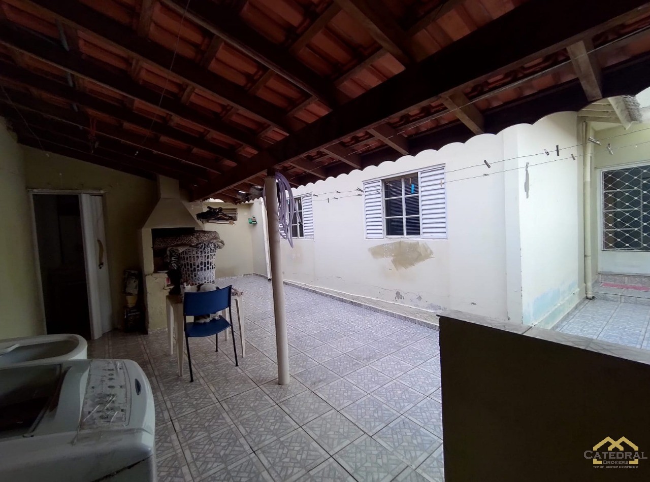 Casa à venda com 4 quartos, 141m² - Foto 22