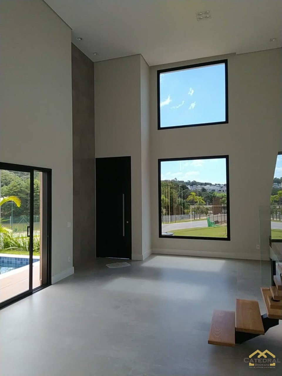 Casa de Condomínio à venda com 3 quartos, 320m² - Foto 2