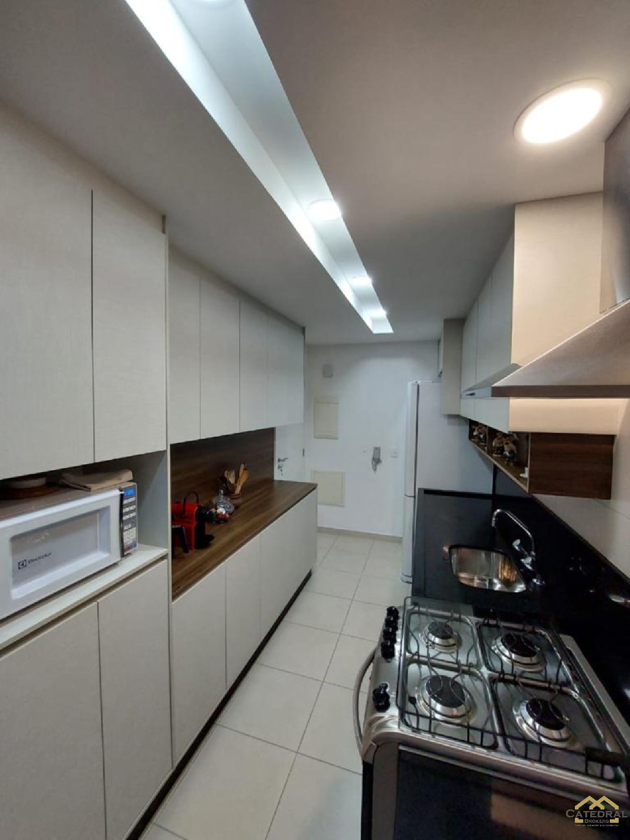 Apartamento à venda com 3 quartos, 141m² - Foto 5