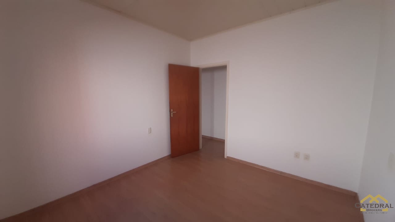 Casa à venda com 3 quartos, 169m² - Foto 11