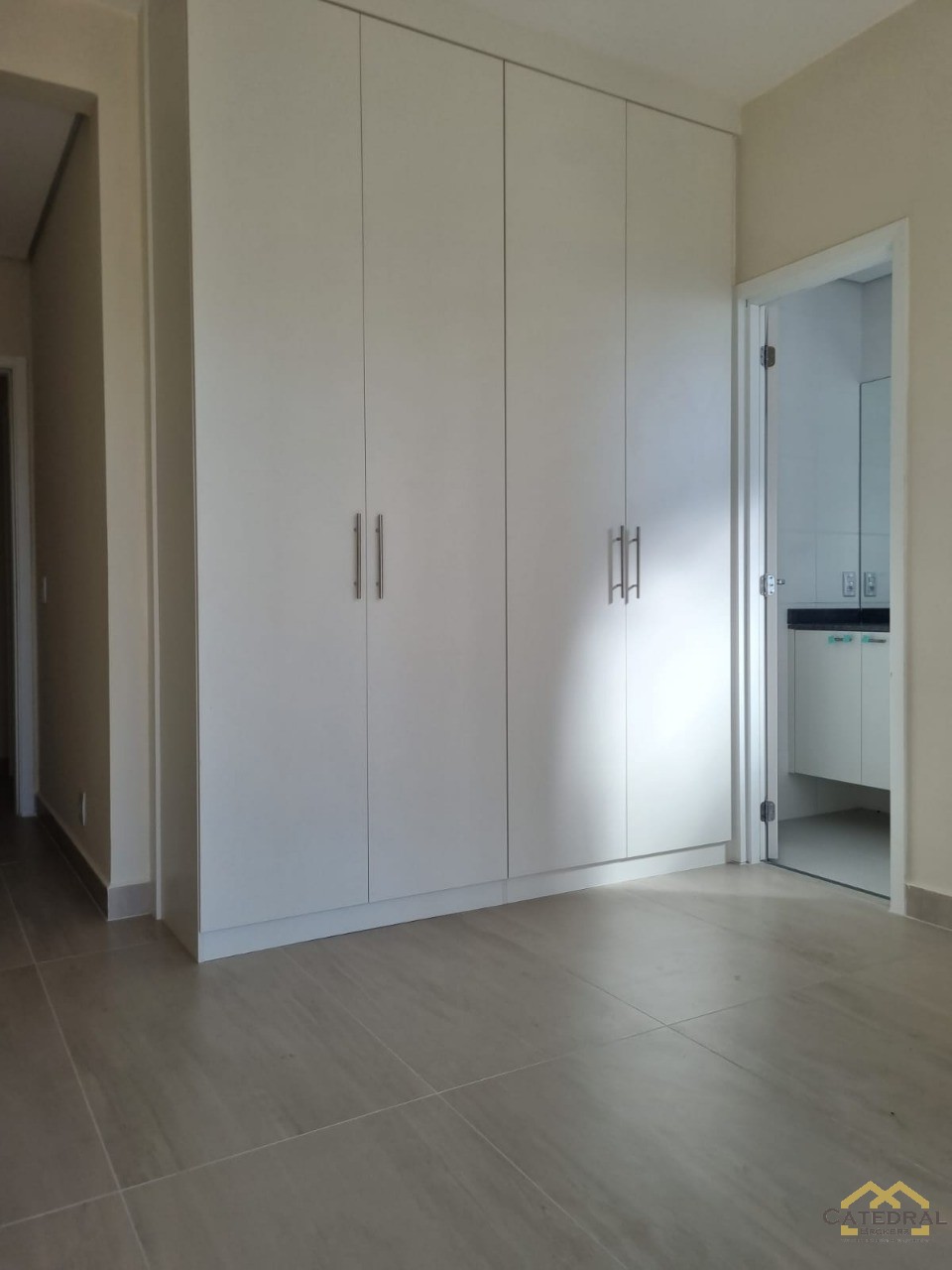 Apartamento à venda com 3 quartos, 130m² - Foto 19