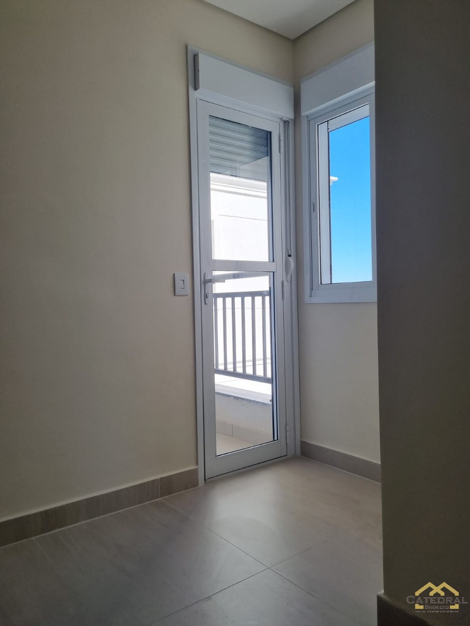 Apartamento para alugar com 3 quartos, 130m² - Foto 13