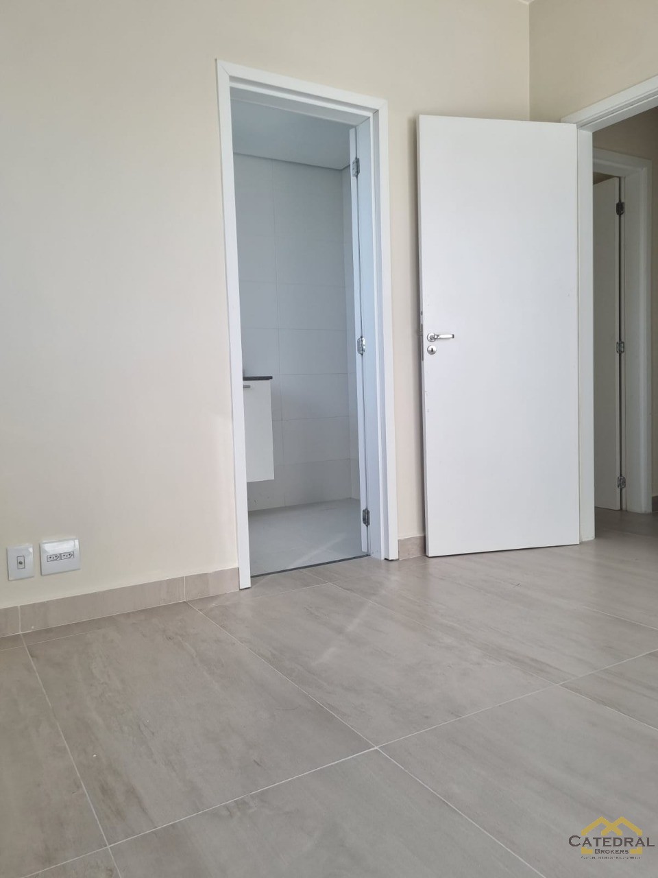 Apartamento para alugar com 3 quartos, 130m² - Foto 16