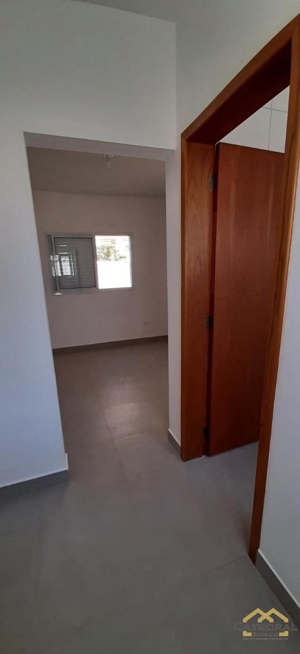 Casa à venda com 2 quartos, 94m² - Foto 5