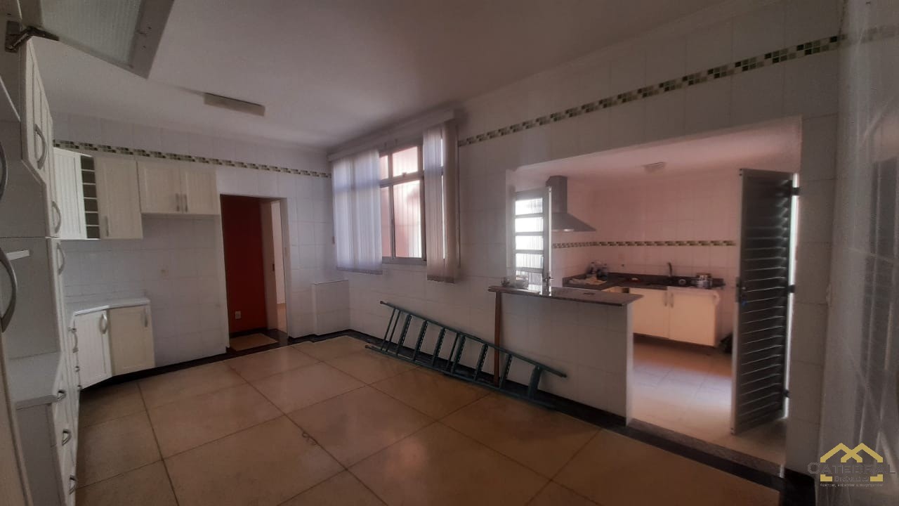 Casa à venda com 3 quartos, 169m² - Foto 6