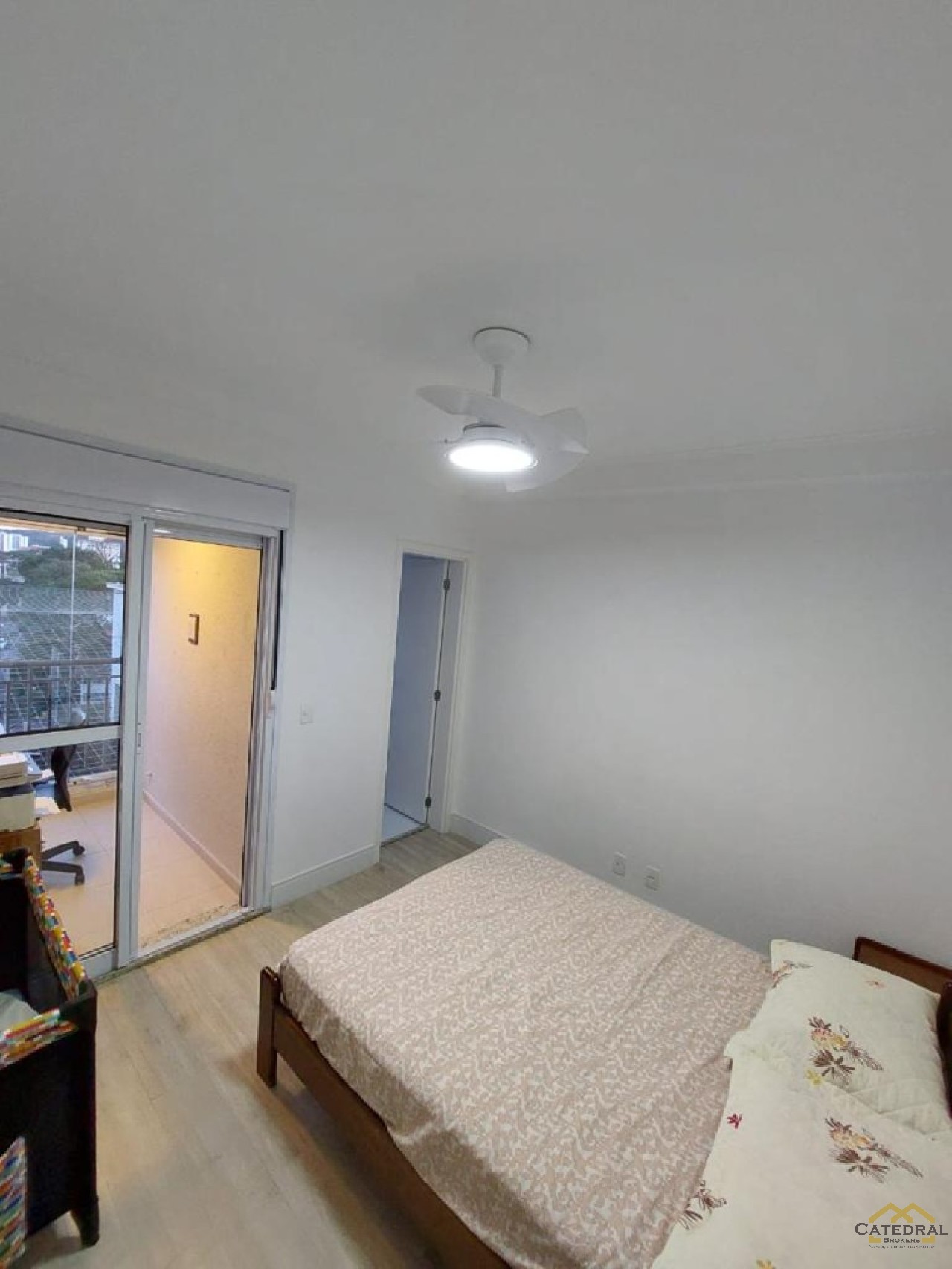 Apartamento à venda com 3 quartos, 141m² - Foto 10