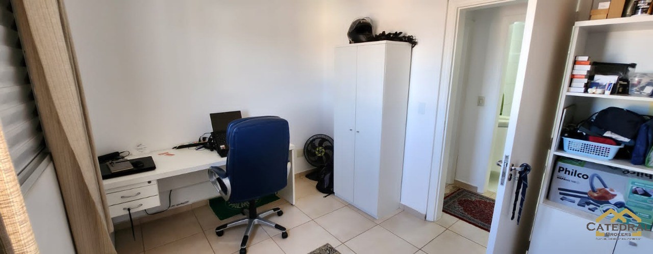 Apartamento à venda com 2 quartos, 75m² - Foto 18