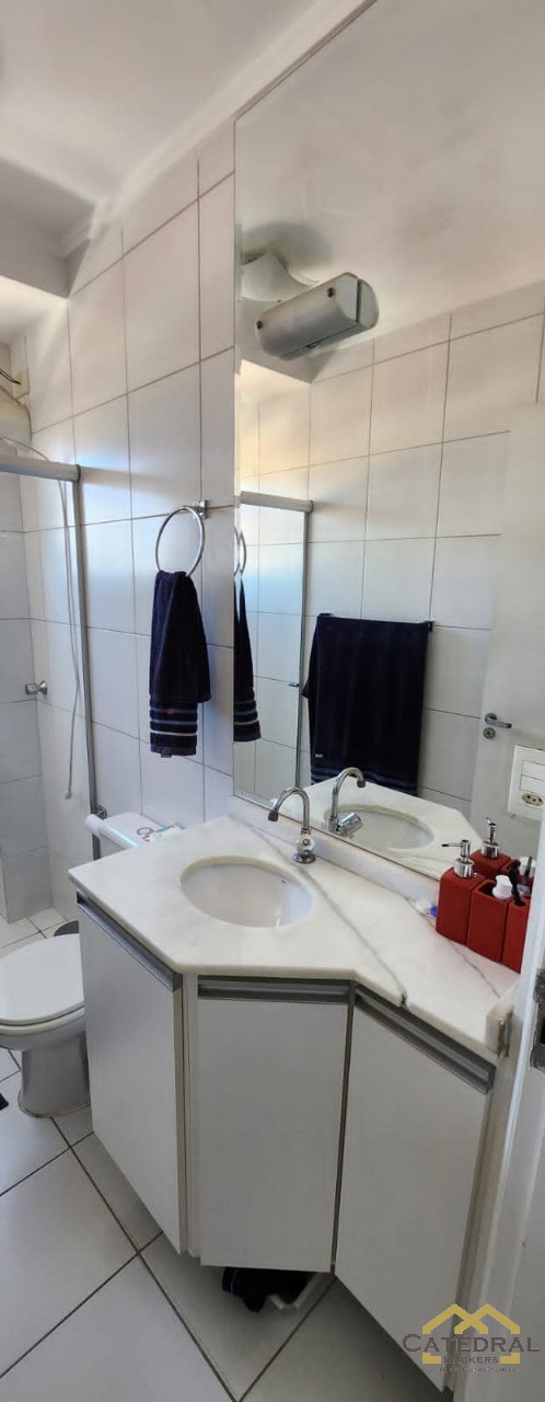 Apartamento à venda com 2 quartos, 75m² - Foto 15