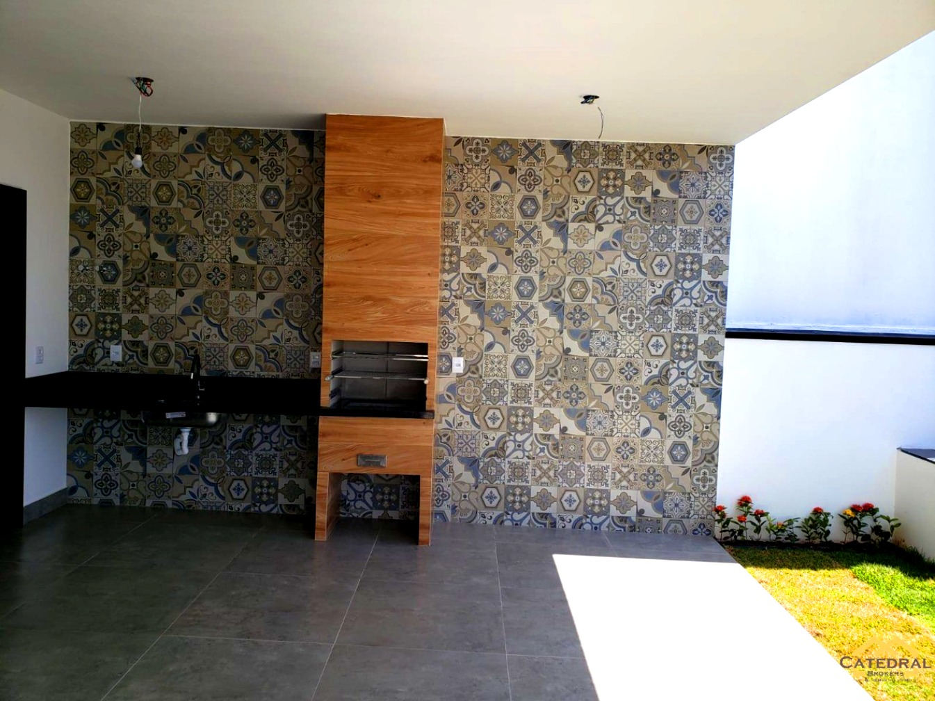 Casa à venda com 3 quartos, 250m² - Foto 8