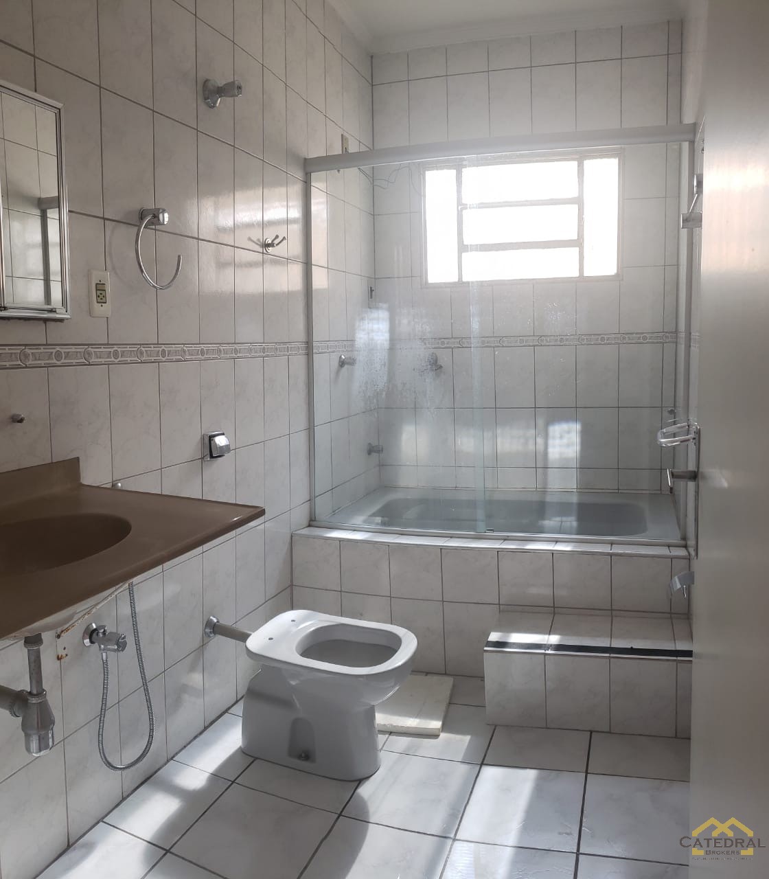 Casa à venda com 4 quartos, 250m² - Foto 8