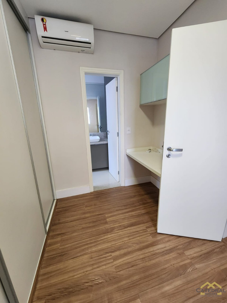 Apartamento à venda com 3 quartos, 125m² - Foto 13