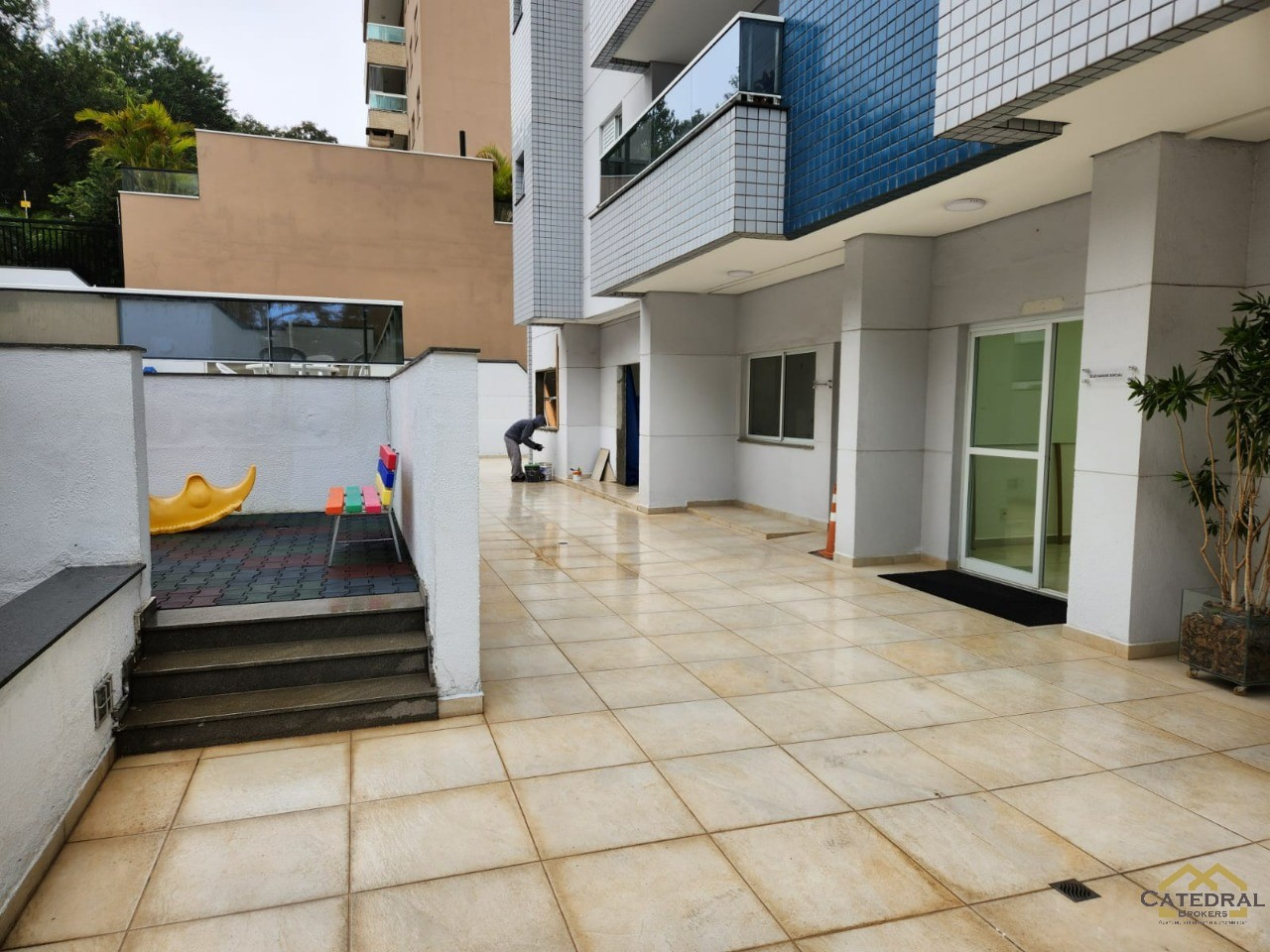 Apartamento à venda com 3 quartos, 125m² - Foto 30