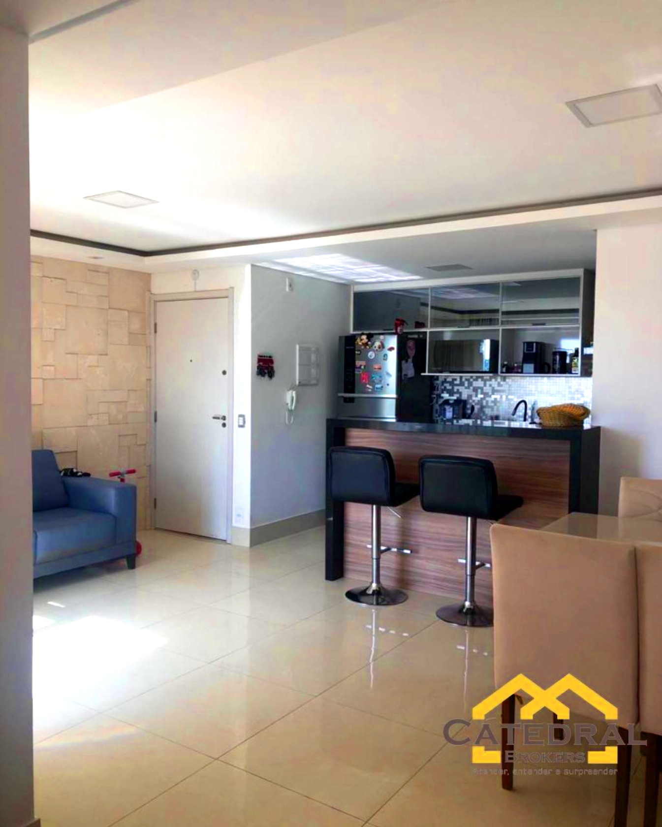 Apartamento à venda com 2 quartos, 72m² - Foto 5