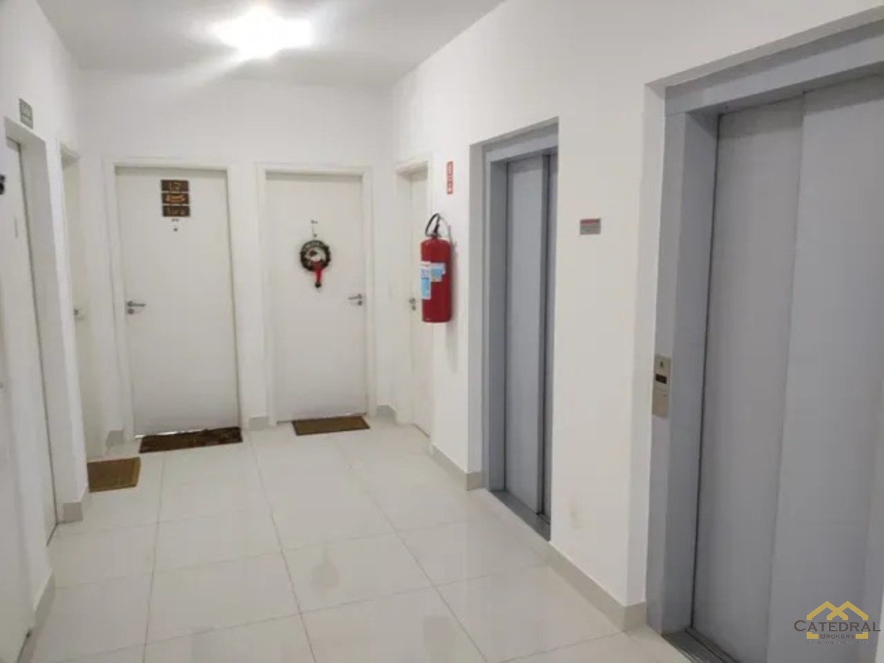 Apartamento à venda com 3 quartos, 92m² - Foto 4