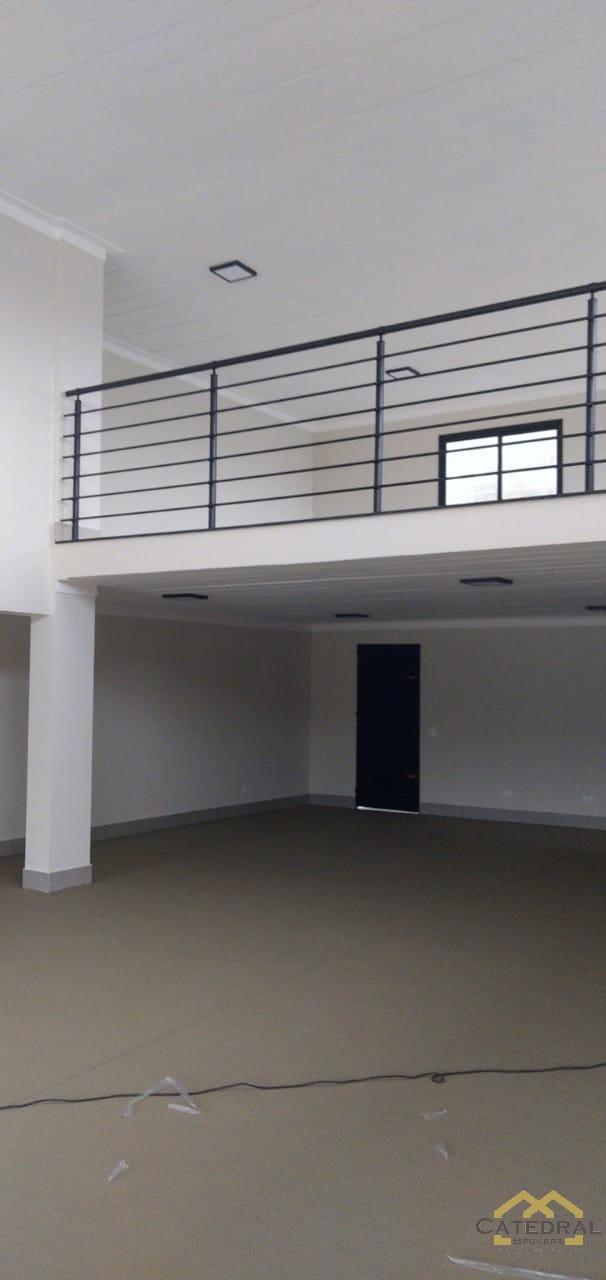 Loja-Salão para alugar, 207m² - Foto 1