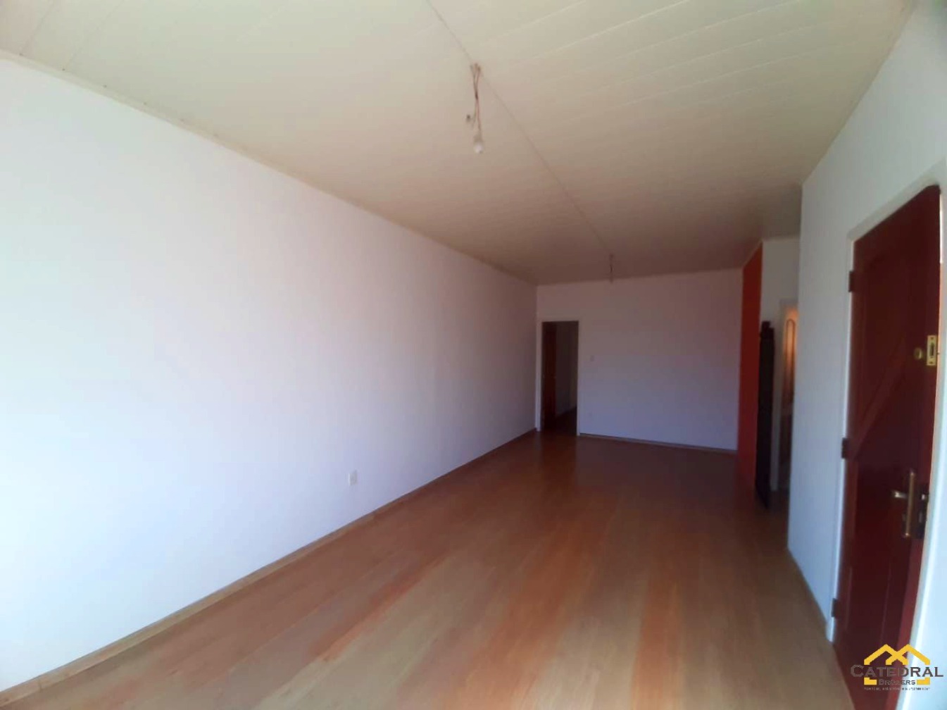 Casa para alugar com 3 quartos, 169m² - Foto 3