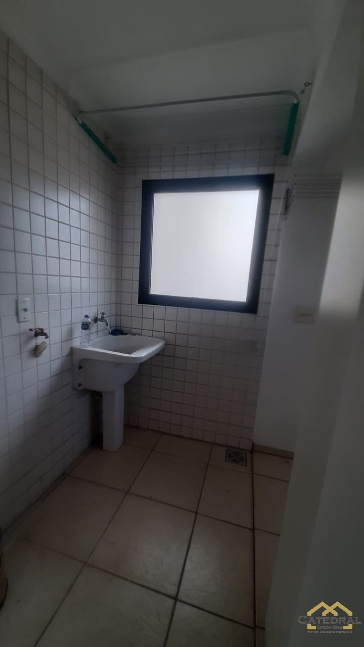 Apartamento à venda com 3 quartos, 173m² - Foto 12