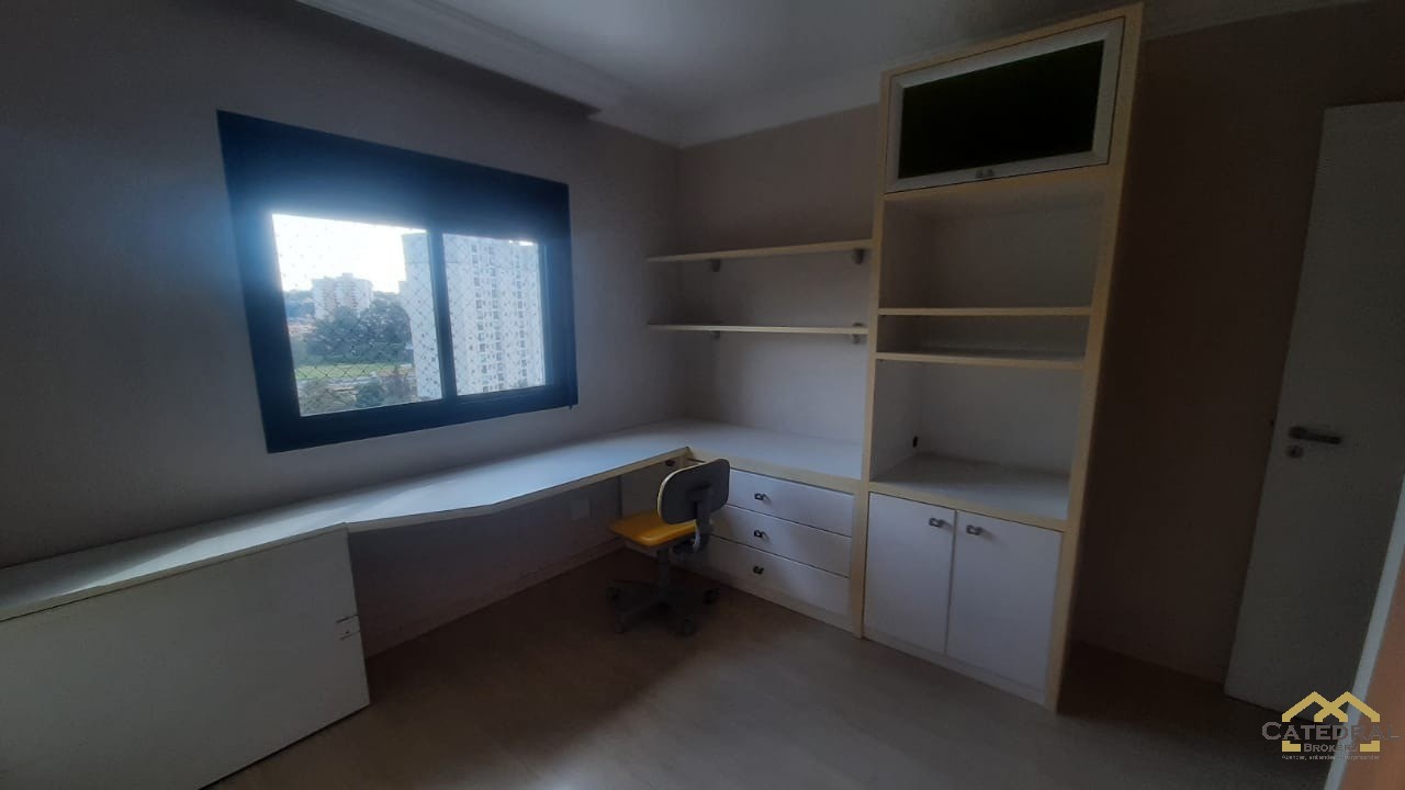 Apartamento à venda com 3 quartos, 173m² - Foto 18