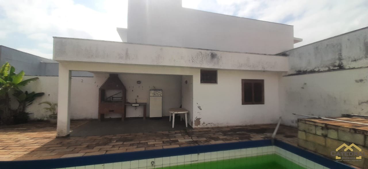 Casa para alugar com 4 quartos, 277m² - Foto 22