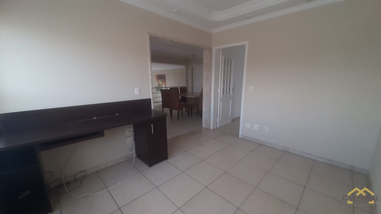 Apartamento à venda com 3 quartos, 173m² - Foto 5