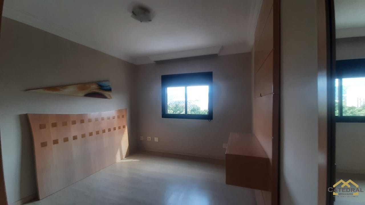 Apartamento à venda com 3 quartos, 173m² - Foto 15