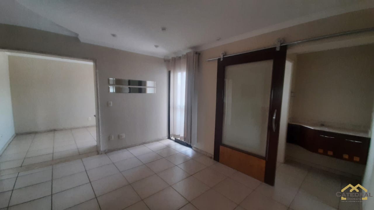 Apartamento à venda com 3 quartos, 173m² - Foto 4