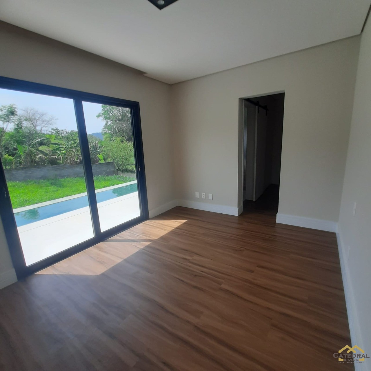 Casa de Condomínio à venda com 4 quartos, 450m² - Foto 8