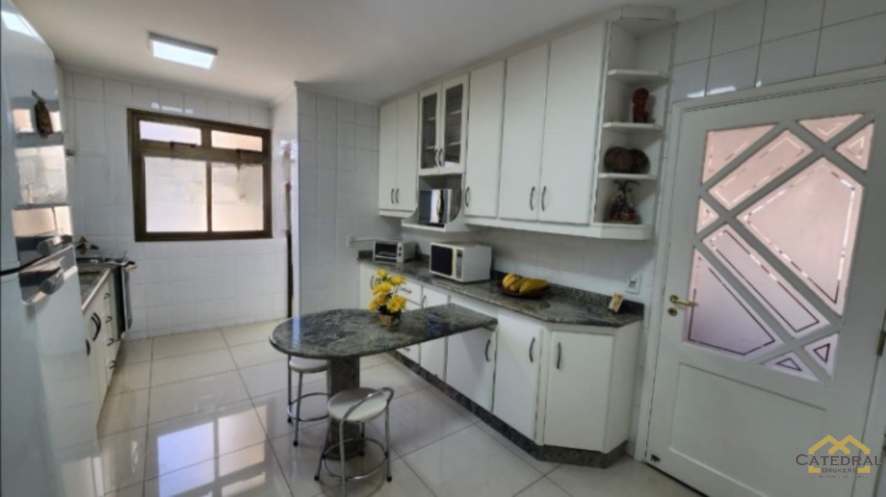 Apartamento à venda com 3 quartos, 112m² - Foto 10