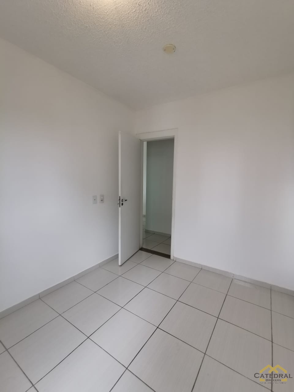 Apartamento à venda com 2 quartos, 49m² - Foto 3