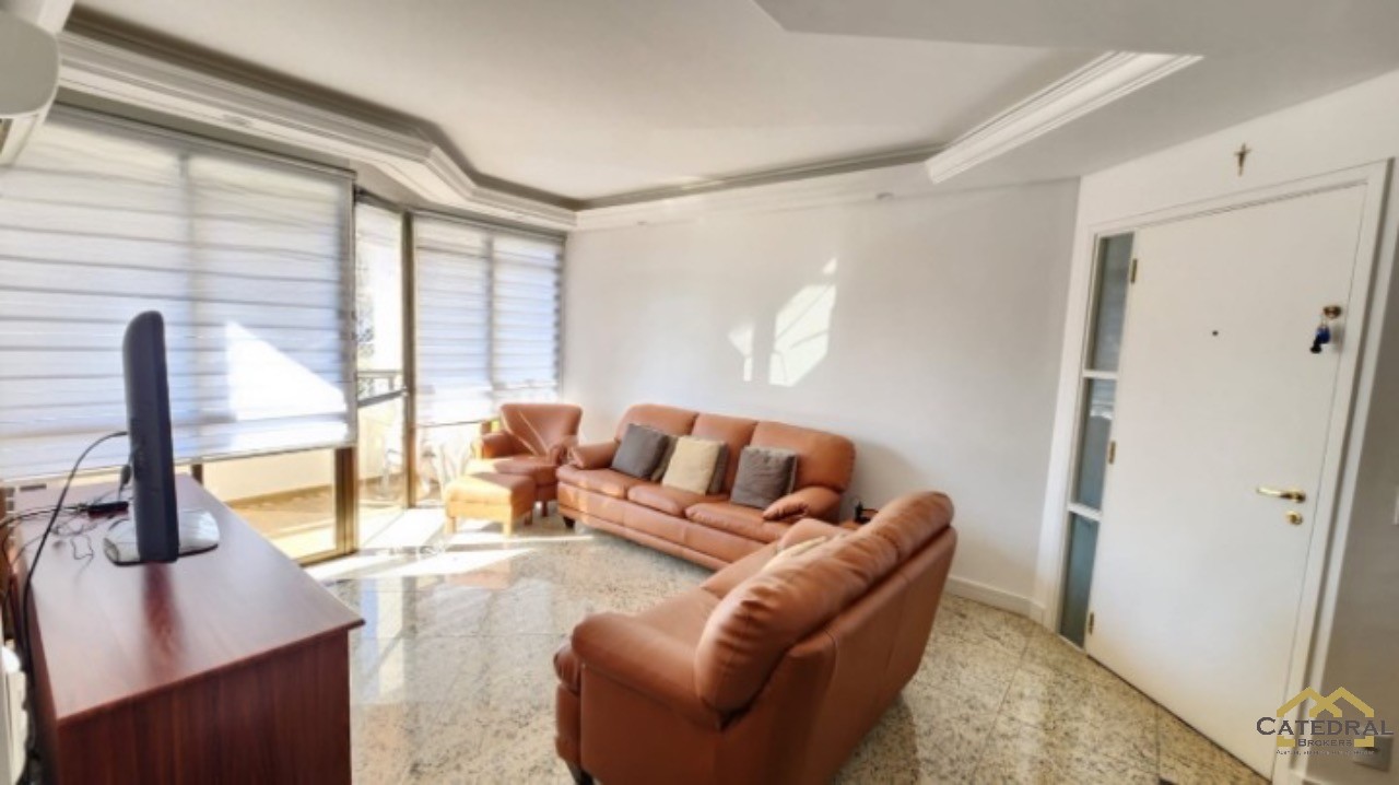 Apartamento à venda com 3 quartos, 112m² - Foto 1