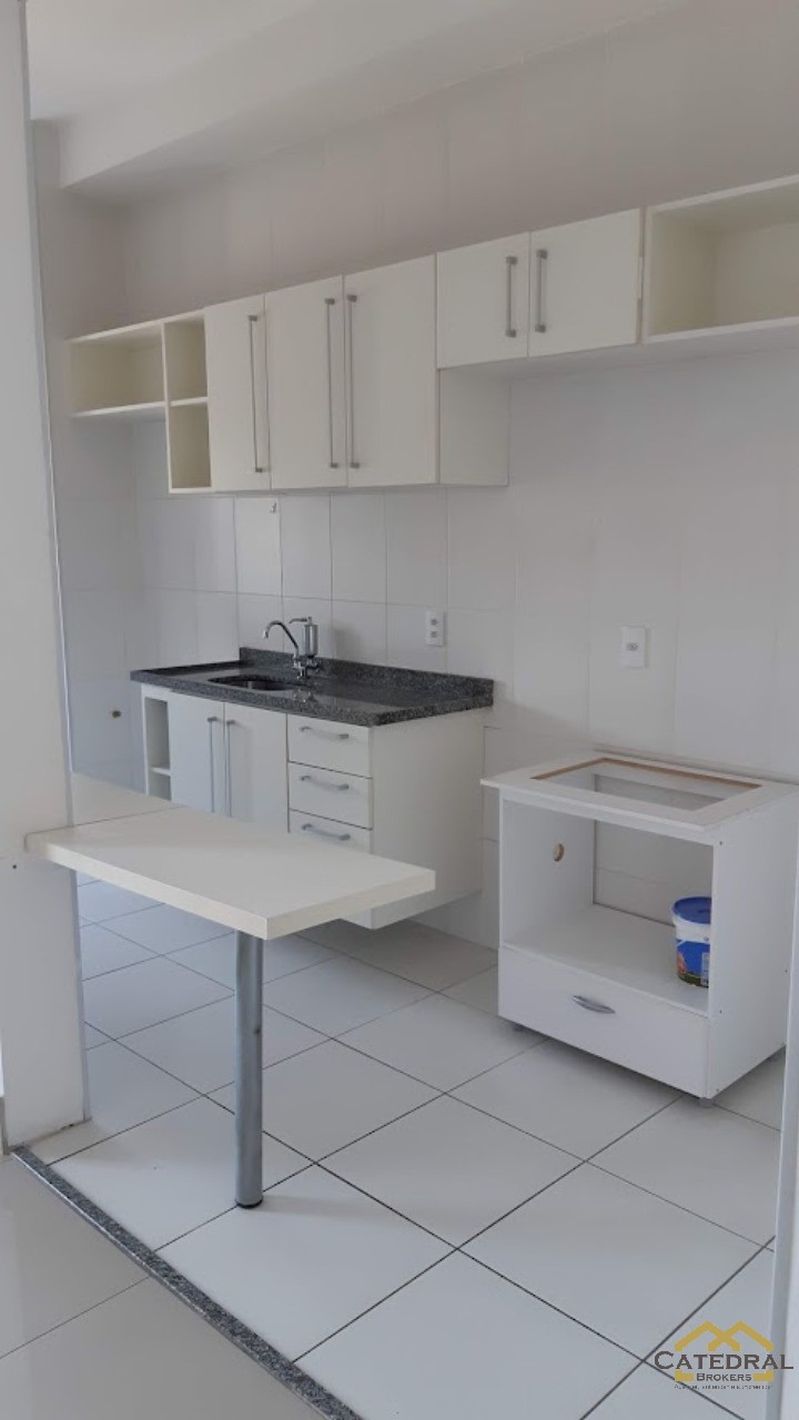 Apartamento à venda com 2 quartos, 66m² - Foto 6