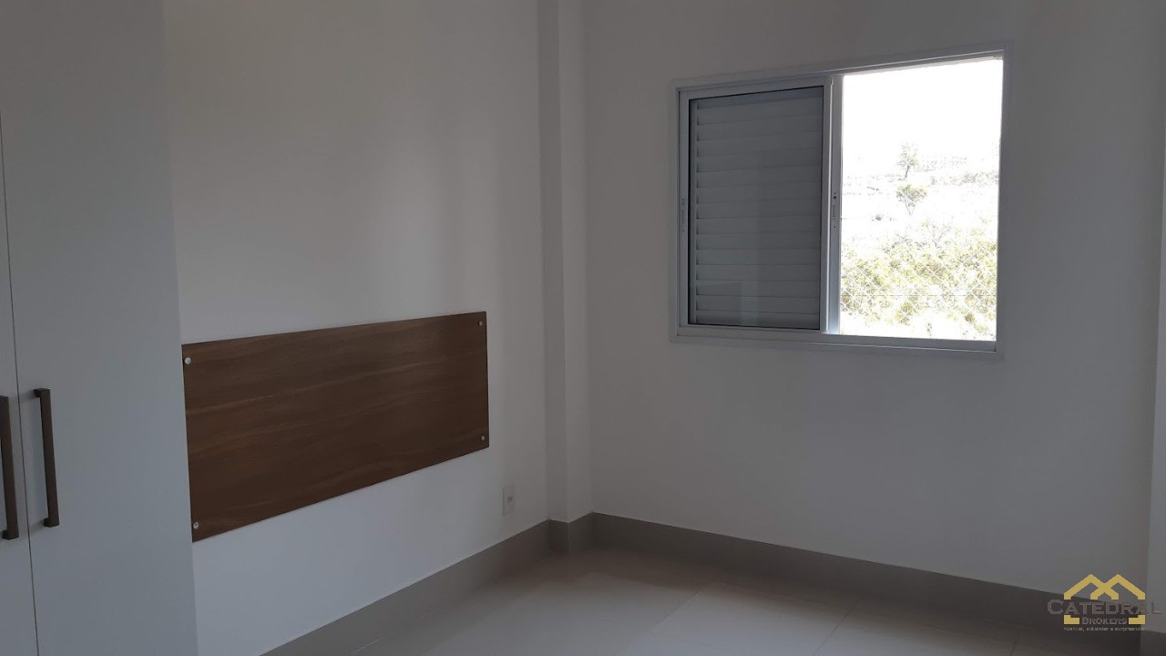 Apartamento à venda com 2 quartos, 66m² - Foto 9