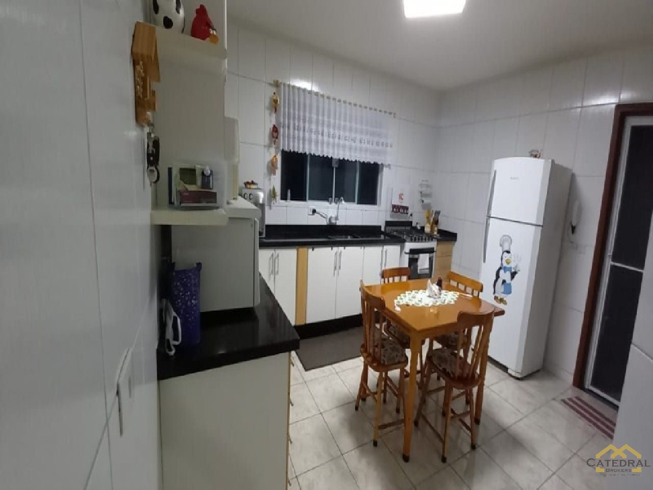 Sobrado à venda com 3 quartos, 239m² - Foto 6