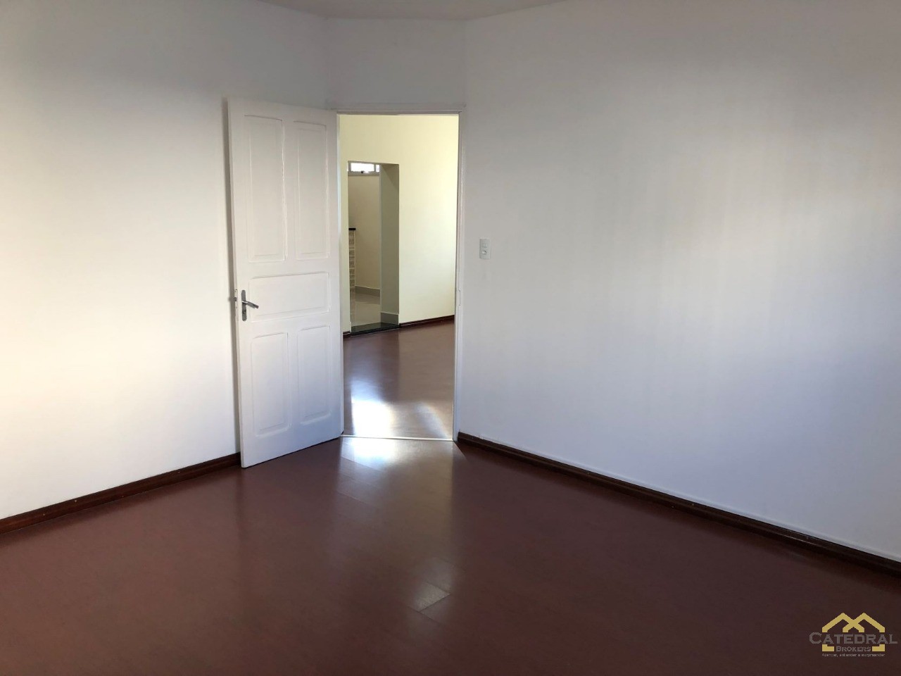 Prédio Inteiro para alugar, 90m² - Foto 7