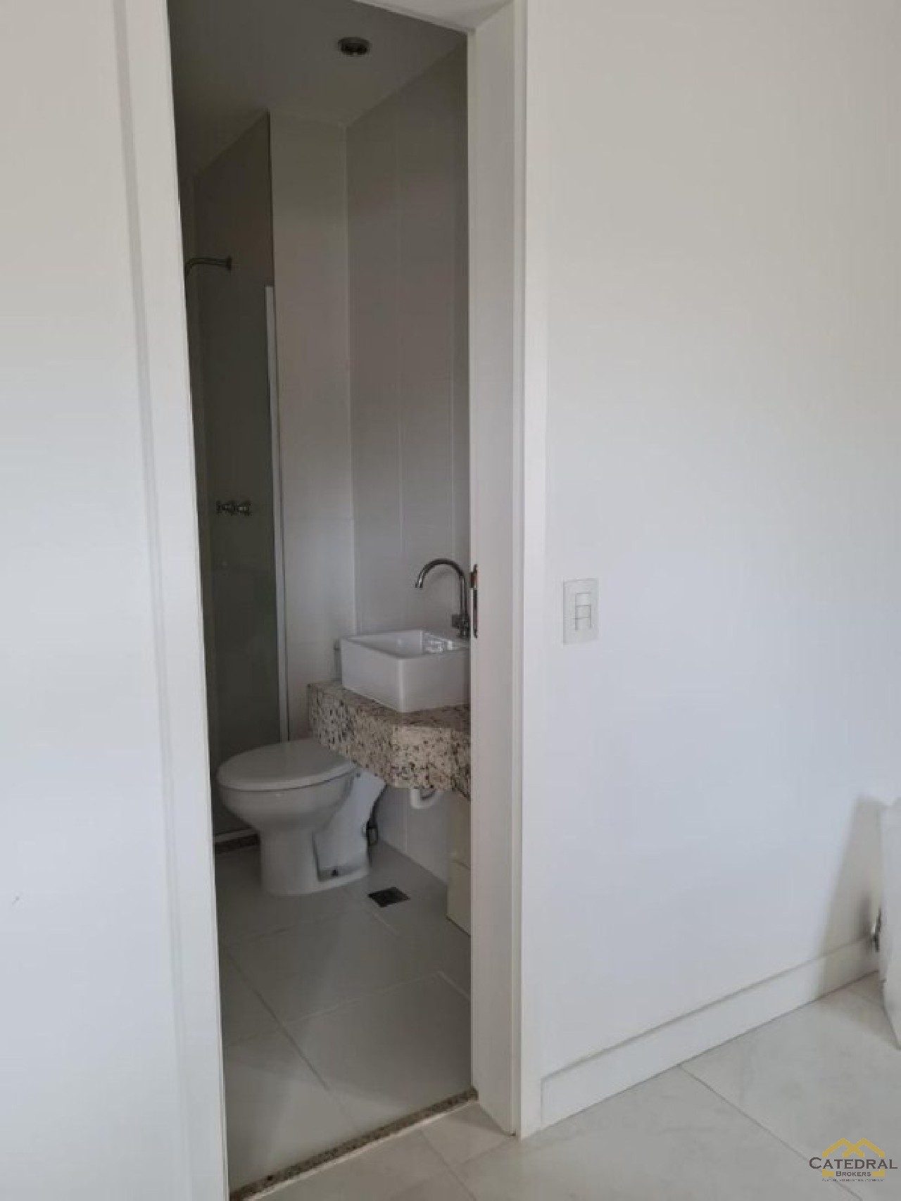 Apartamento à venda com 1 quarto, 61m² - Foto 10