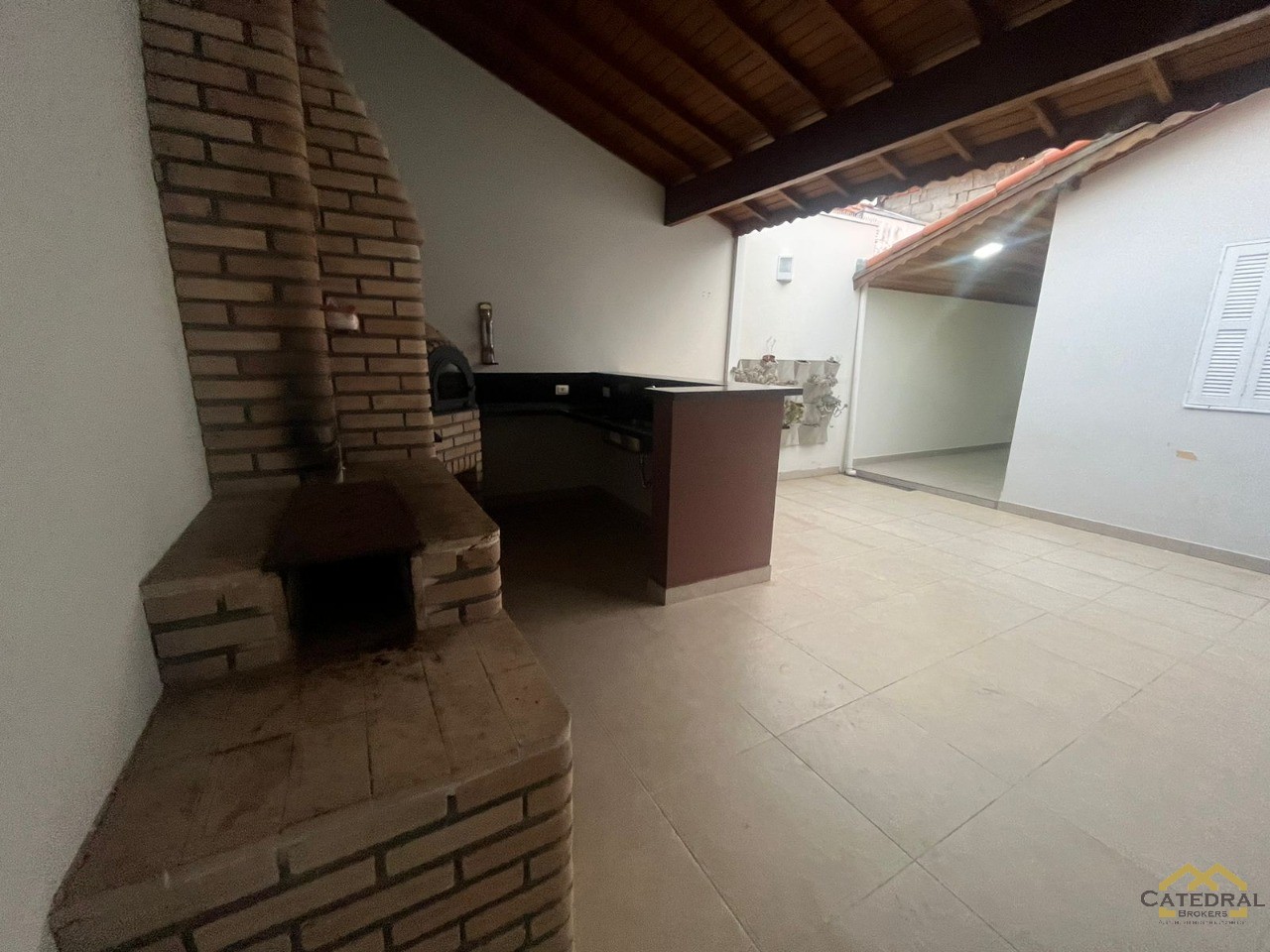 Casa à venda com 2 quartos, 145m² - Foto 12