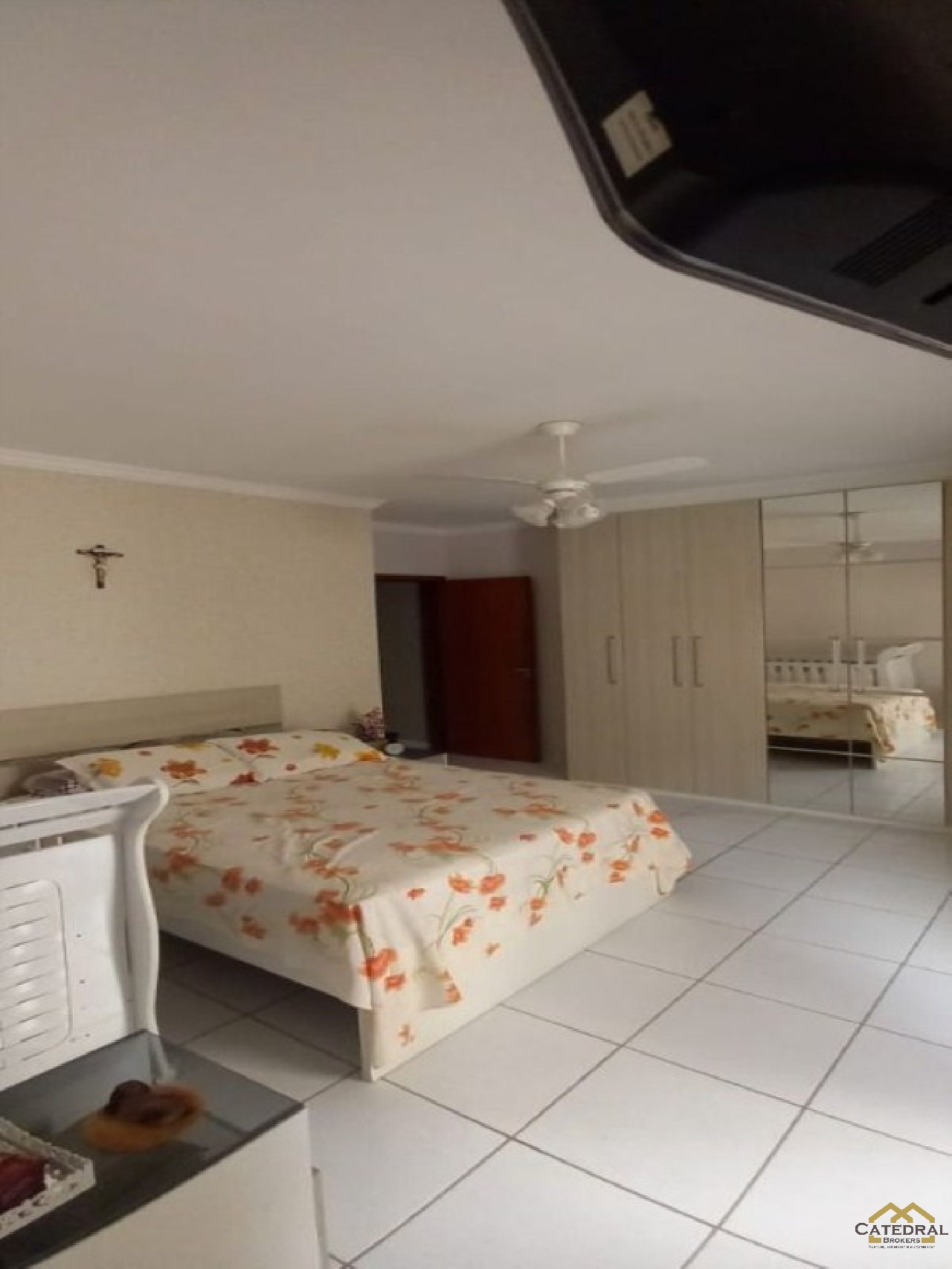 Sobrado à venda com 3 quartos, 239m² - Foto 11