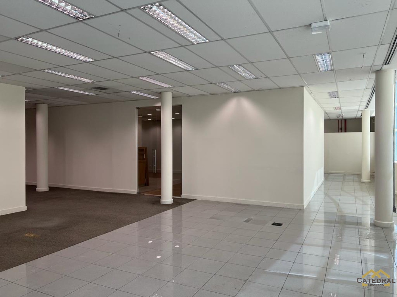 Loja-Salão para alugar, 1000m² - Foto 7