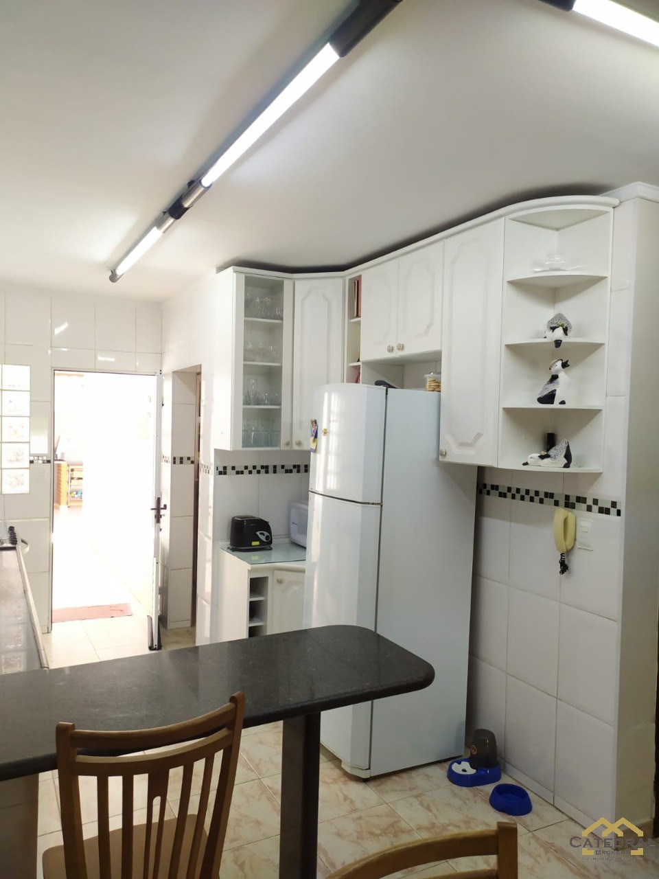 Casa à venda com 3 quartos, 180m² - Foto 12