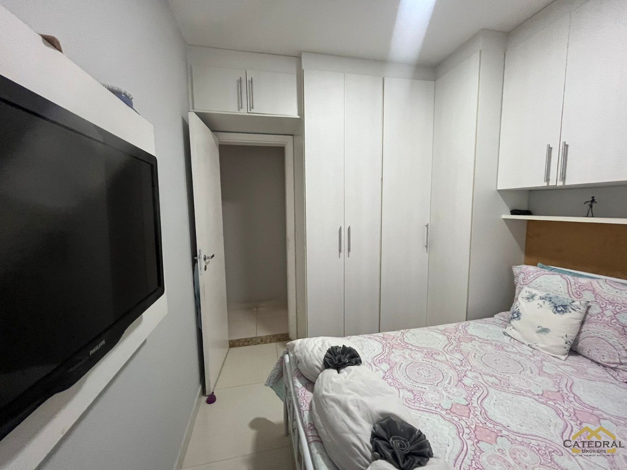 Apartamento à venda com 2 quartos, 54m² - Foto 15