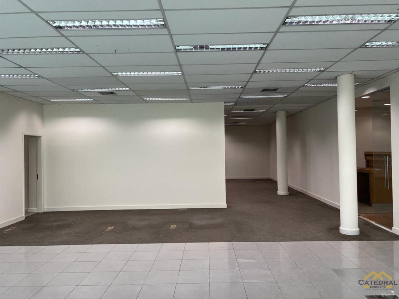 Loja-Salão para alugar, 1000m² - Foto 8